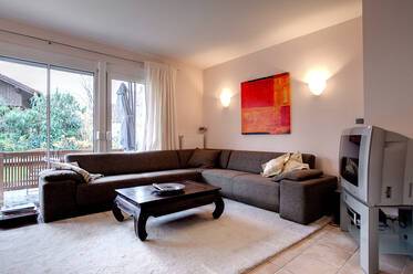 Эксклюзивно меблированный  Половина двухквартирного жилого дома в Starnberg