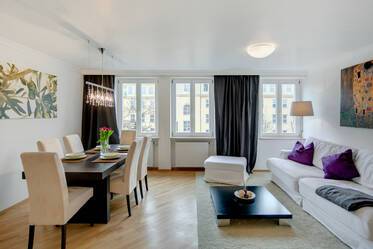 Мюнхен-Хайдхаузен: красивая, современная 2-комнатная квартира