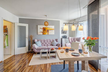 Современная квартира с лоджией, выходящей на юго-запад