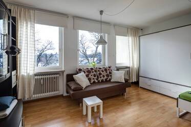 Красиво меблированная квартира в Hadern