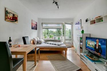 Красиво меблированная квартира в Oberföhring