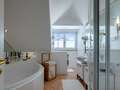 мансардная квартира Neubiberg 01 ванная комната 10767