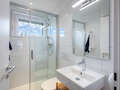 двухэтажная квартира München Oberföhring 01 2-я ванная комната 10997