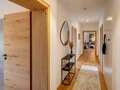 квартира-галерея Gmund am Tegernsee 02 коридор 12967