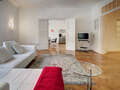 квартира München Schwabing-West (rund um den Hohenzollernplatz) 03 гостиная 5273