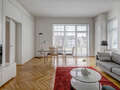 квартира München Schwabing (links der Leopoldstraße) 02 гостиная 556