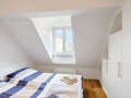 мансардная квартира München Schwabing 01 спальная комната 5576