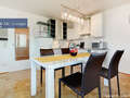 квартира München Alte Heide 01 столовая 6057