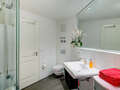 квартира München Glockenbachviertel 04 ванная комната 8066