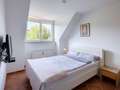 мансардная квартира München Trudering 01 спальная комната 9072
