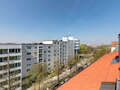 мансардная квартира München Sendling-Westpark 02 вид из окна 9220
